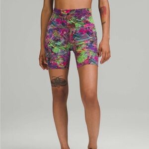 Lululemon Wunder Train 6 in Floral